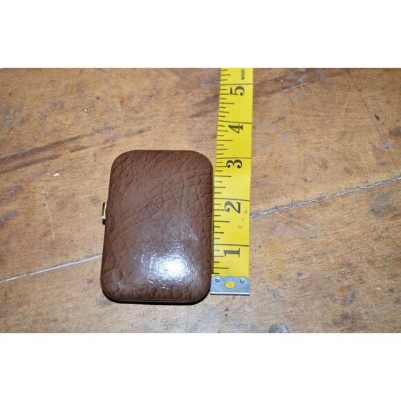 BUXTON Leather Key-Tainer Flip turtle Enclosed Key Holder Case Vtg - Picture 5 of 9